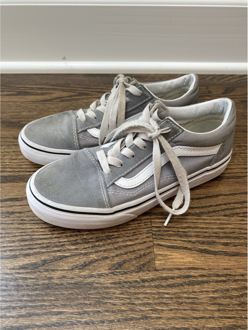 Vans Old School Grey Suede Junior’s Size 4 Low Top